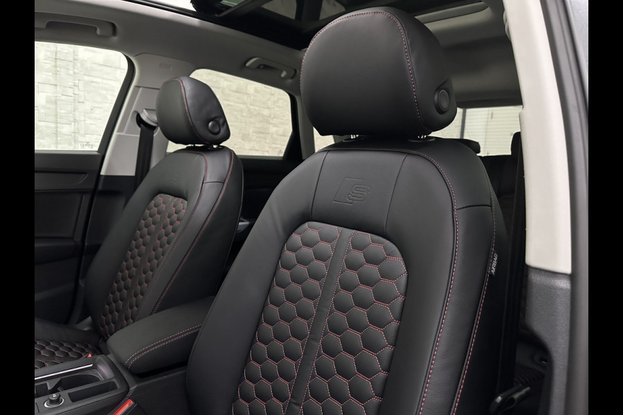 Audi Q3 45e 245pk S-Line | RS-Leder | Panorama | LED-Matrix | Camera | Virtual Cockpit | Carplay | Cruise Contol | 12-2022 | 28dkm | Side Assist | Elektr. A-Klep | Keyless-Entry | Stoelverwarming | Climate Control | Dodehoek |Rijklaarprijs incl. Bovag garantie.