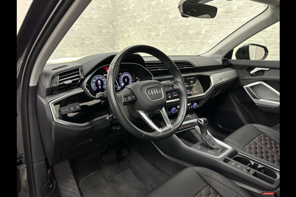 Audi Q3 45e 245pk S-Line | RS-Leder | Panorama | LED-Matrix | Camera | Virtual Cockpit | Carplay | Cruise Contol | 12-2022 | 28dkm | Side Assist | Elektr. A-Klep | Keyless-Entry | Stoelverwarming | Climate Control | Dodehoek |Rijklaarprijs incl. Bovag garantie.