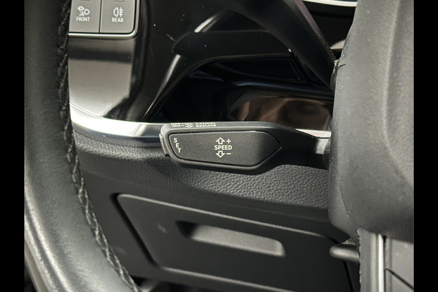 Audi Q3 45e 245pk S-Line | RS-Leder | Panorama | LED-Matrix | Camera | Virtual Cockpit | Carplay | Cruise Contol | 12-2022 | 28dkm | Side Assist | Elektr. A-Klep | Keyless-Entry | Stoelverwarming | Climate Control | Dodehoek |Rijklaarprijs incl. Bovag garantie.