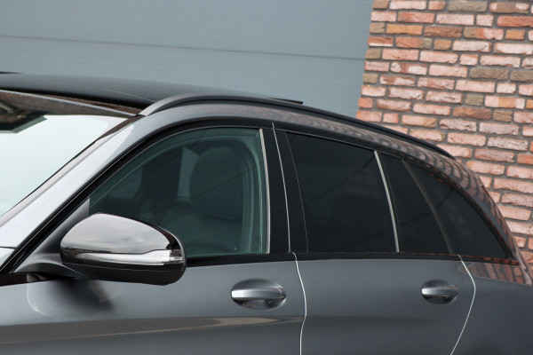 Mercedes-Benz C-Klasse Estate 300 e Business Solution AMG | Luchtvering | Panoramadak | Burmester | Memory | Camera | Spoorpakket | Dodehoekassistent | Multibeam LED | Sfeerverlichting |