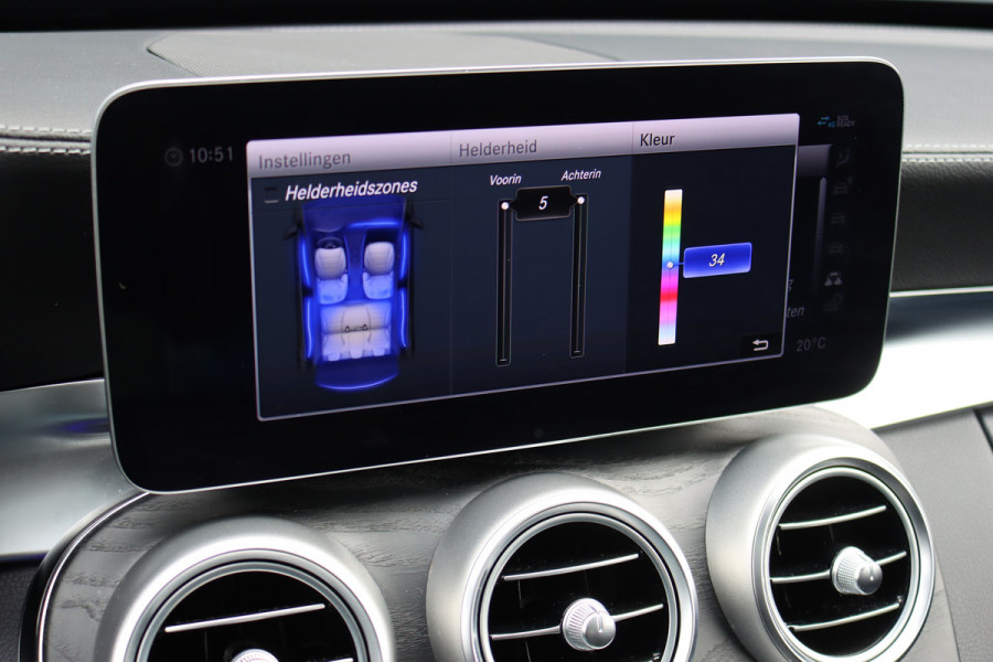 Mercedes-Benz C-Klasse Estate 300 e Business Solution AMG | Luchtvering | Panoramadak | Burmester | Memory | Camera | Spoorpakket | Dodehoekassistent | Multibeam LED | Sfeerverlichting |