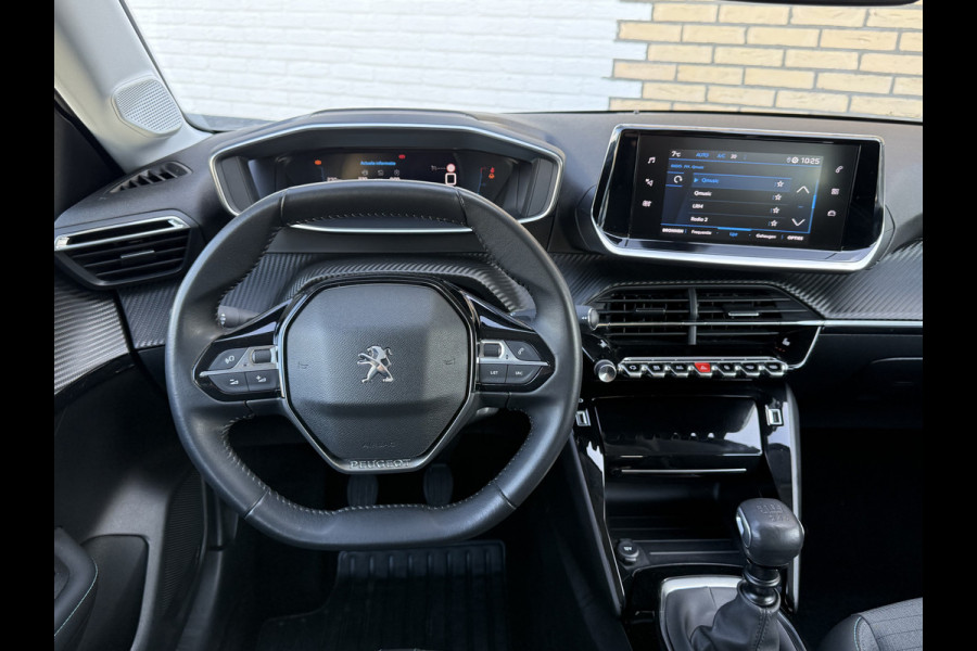Peugeot 208 1.2 PureTech Blue Lease Allure | Trekhaak | CarPlay | Camera | 16 inch