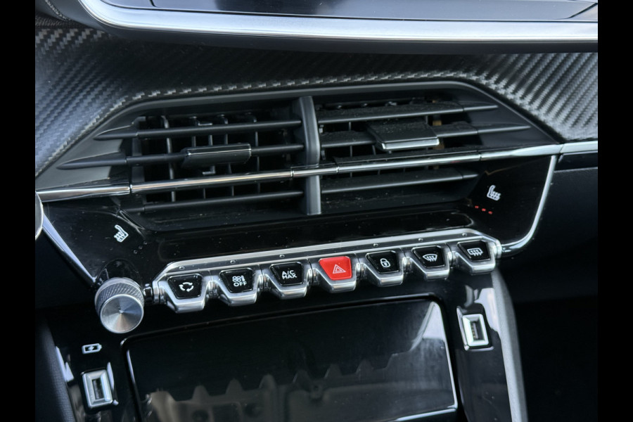 Peugeot 208 1.2 PureTech Blue Lease Allure | Trekhaak | CarPlay | Camera | 16 inch