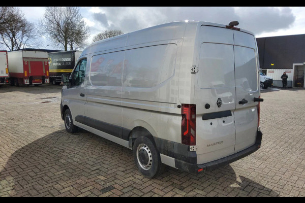 Renault Master 170.35 EURO 6 L2H2 GESLOTEN GRIJS METALLIC - 977 - BPM VRIJ! - MC 218697