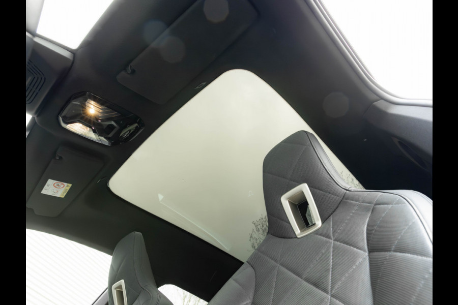 BMW iX xDrive50 - Luchtvering - Active Steering - Pano - Trekhaak