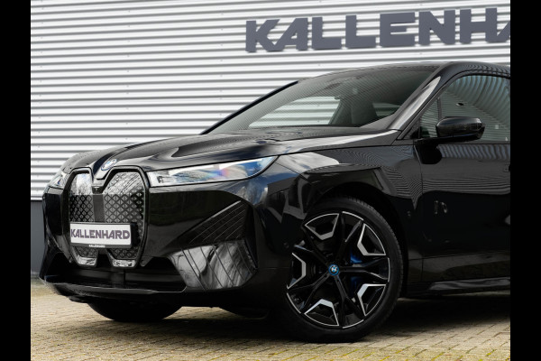 BMW iX xDrive50 - Luchtvering - Active Steering - Pano - Trekhaak