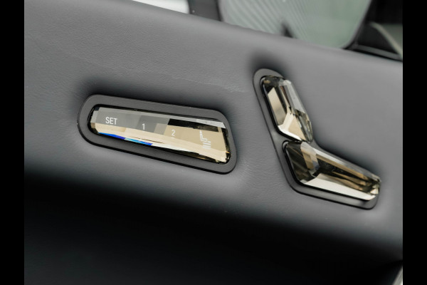 BMW iX xDrive50 - Luchtvering - Active Steering - Pano - Trekhaak