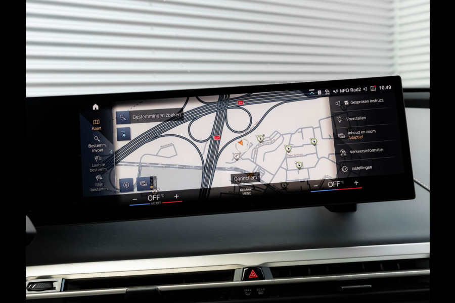 BMW iX xDrive50 - Luchtvering - Active Steering - Pano - Trekhaak