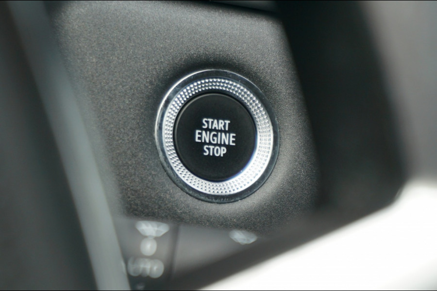 Renault Captur 130PK Intens NAVI | AUTOMAAT | TREKHAAK | STOELVERWARMING