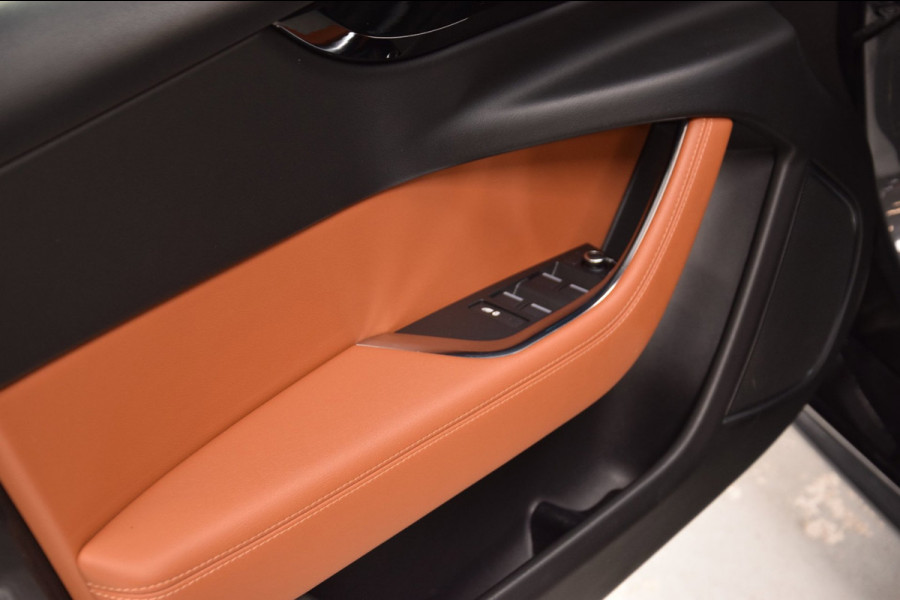 Jaguar XE 2.0 P250 R-Dynamic HSE Navi|Leder|Org.NL|2e Eig|Lane-Assist|Dealer onderhouden