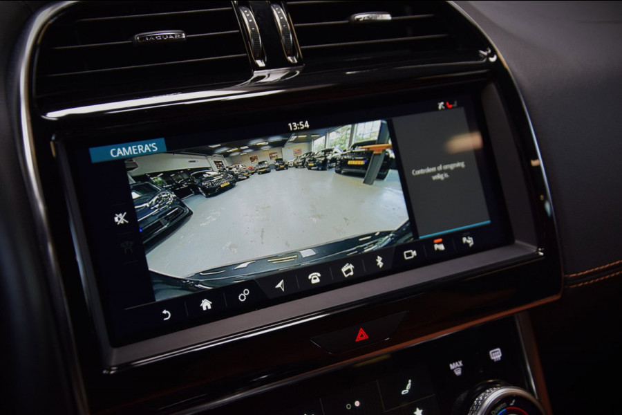 Jaguar XE 2.0 P250 R-Dynamic HSE Navi|Leder|Org.NL|2e Eig|Lane-Assist|Dealer onderhouden