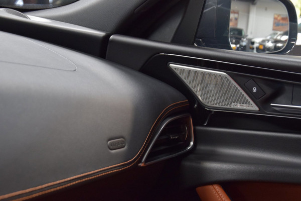 Jaguar XE 2.0 P250 R-Dynamic HSE Navi|Leder|Org.NL|2e Eig|Lane-Assist|Dealer onderhouden