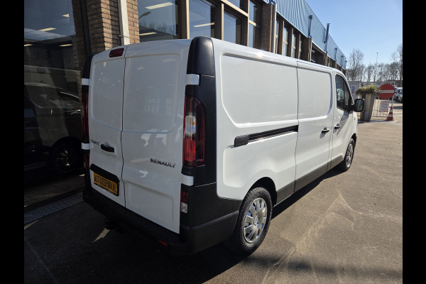 Renault Trafic 2.0 dCi 120Pk /88kw L2 Airco Parkeersensor Trekhaak Business