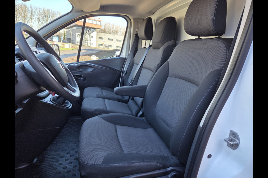 Renault Trafic 2.0 dCi 120Pk /88kw L2 Airco Parkeersensor Trekhaak Business