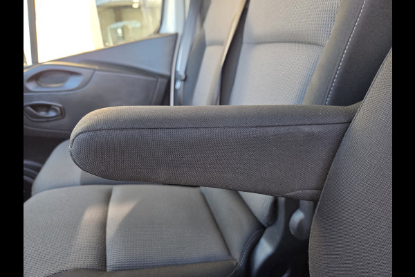 Renault Trafic 2.0 dCi 120Pk /88kw L2 Airco Parkeersensor Trekhaak Business