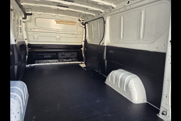 Renault Trafic 2.0 dCi 120Pk /88kw L2 Airco Parkeersensor Trekhaak Business