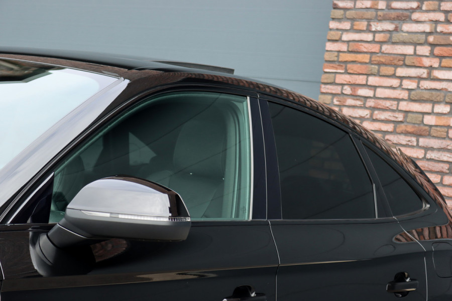 Audi Q5 Sportback 55 TFSI e S Quattro S Line | Luchtvering | Panoramadak | ACC | Bang & Olufsen | Camera | Verwarmd Stuurwiel | Zwart Optiek | Virtual Cockpit |