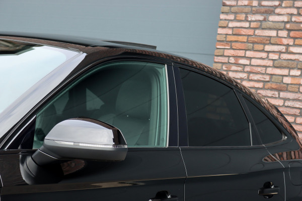 Audi Q5 Sportback 55 TFSI e S Quattro S Line | Luchtvering | Panoramadak | ACC | Bang & Olufsen | Camera | Verwarmd Stuurwiel | Zwart Optiek | Virtual Cockpit |