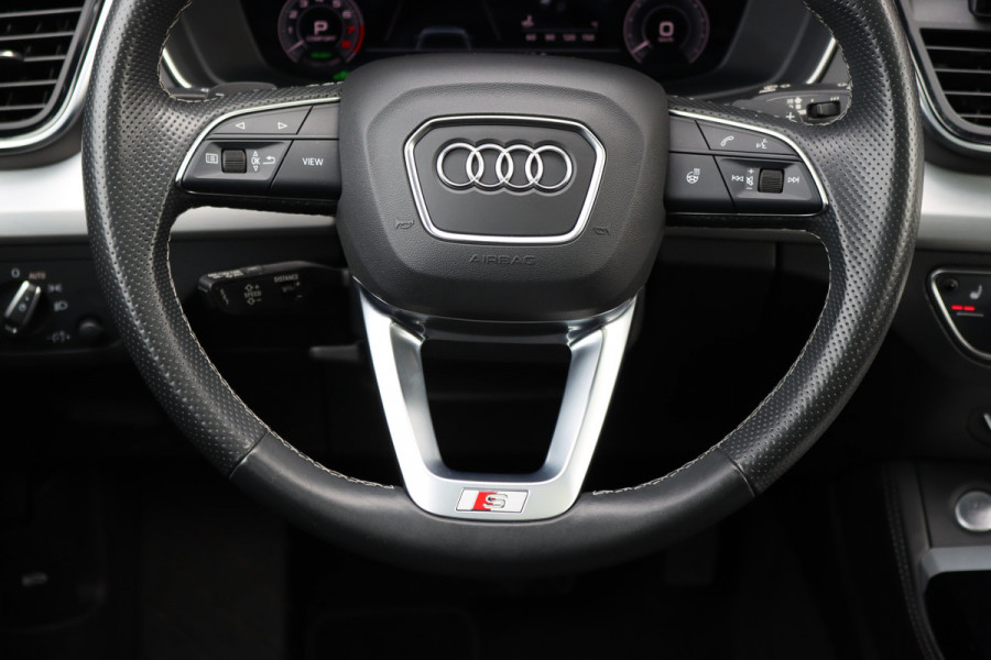 Audi Q5 Sportback 55 TFSI e S Quattro S Line | Luchtvering | Panoramadak | ACC | Bang & Olufsen | Camera | Verwarmd Stuurwiel | Zwart Optiek | Virtual Cockpit |