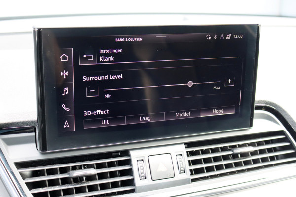 Audi Q5 Sportback 55 TFSI e S Quattro S Line | Luchtvering | Panoramadak | ACC | Bang & Olufsen | Camera | Verwarmd Stuurwiel | Zwart Optiek | Virtual Cockpit |