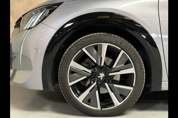 Peugeot 208 1.2 PureTech GT Pack| Carplay | Stoelverwarming | Trekhaak | GT Line