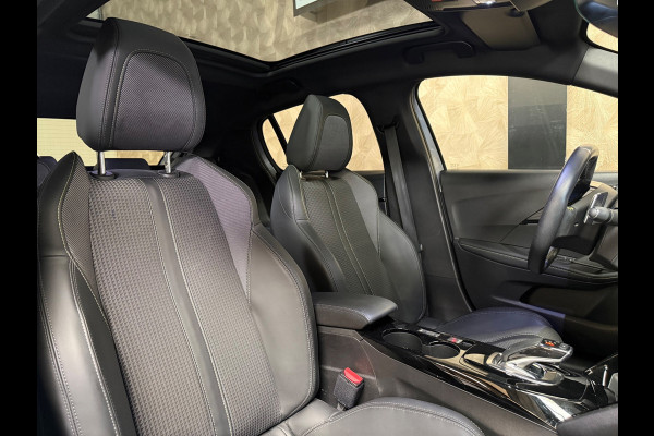 Peugeot 208 1.2 PureTech GT Pack| Carplay | Stoelverwarming | Trekhaak | GT Line