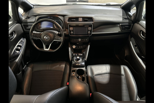 Nissan Leaf Tekna 40 kWh | Bose speakers | half leder interieur Soh (batterijcheck) Waarde 87,1 %