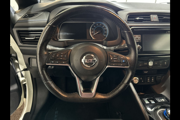 Nissan Leaf Tekna 40 kWh | Bose speakers | half leder interieur Soh (batterijcheck) Waarde 87,1 %