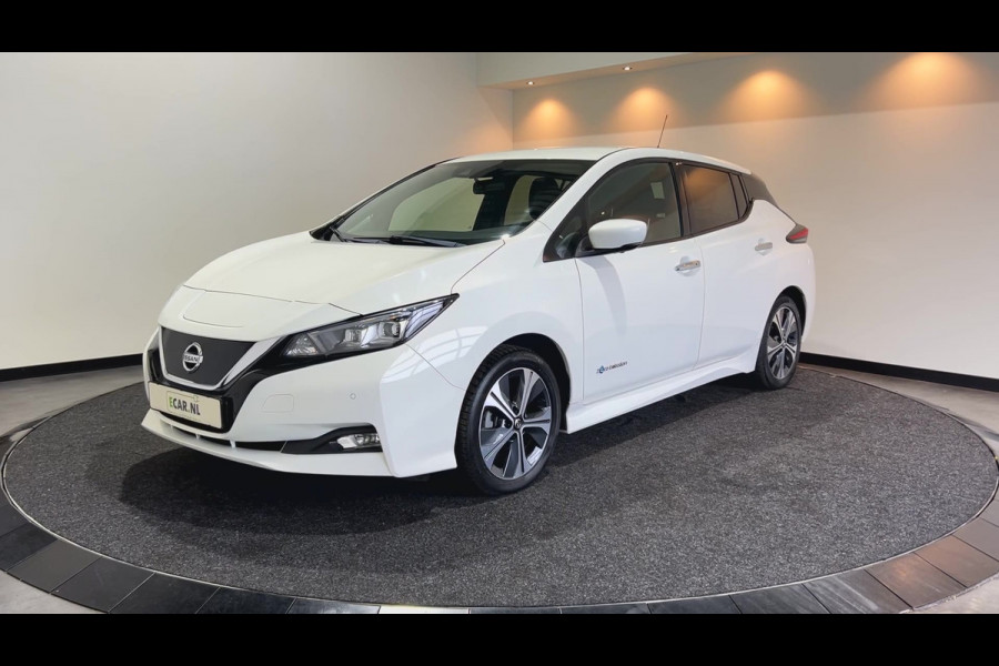 Nissan Leaf Tekna 40 kWh | Bose speakers | half leder interieur Soh (batterijcheck) Waarde 87,1 %