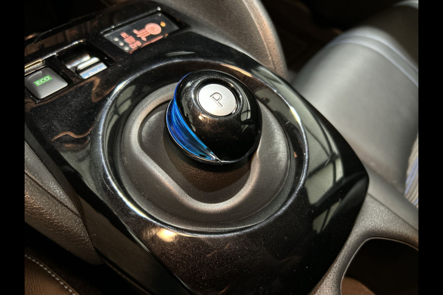 Nissan Leaf Tekna 40 kWh | Bose speakers | half leder interieur Soh (batterijcheck) Waarde 87,1 %