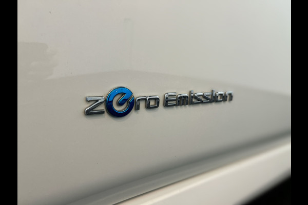 Nissan Leaf Tekna 40 kWh | Bose speakers | half leder interieur Soh (batterijcheck) Waarde 87,1 %