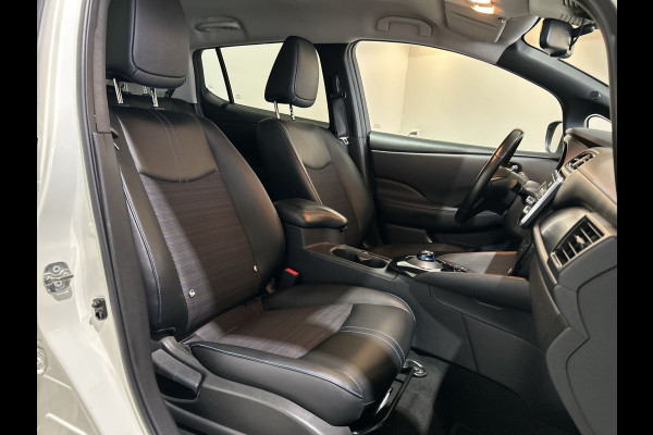 Nissan Leaf Tekna 40 kWh | Bose speakers | half leder interieur Soh (batterijcheck) Waarde 87,1 %