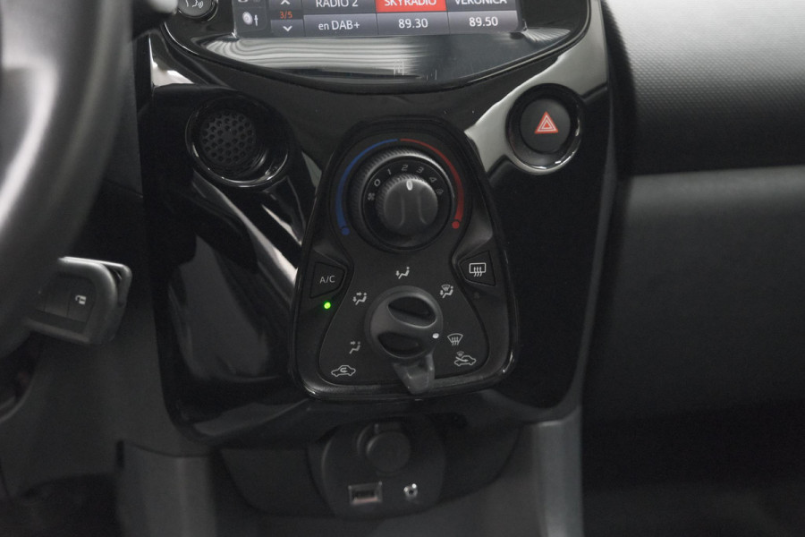 Citroën C1 1.0 VTi Feel | Pack Techno | Camera | Apple Carplay | Getint Glas