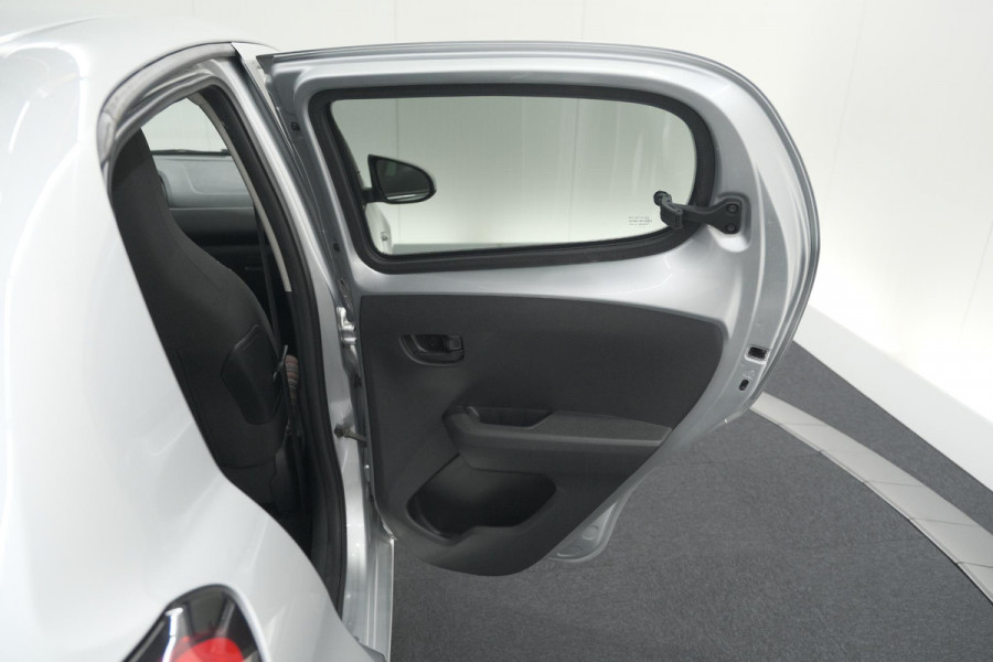 Citroën C1 1.0 VTi Feel | Pack Techno | Camera | Apple Carplay | Getint Glas