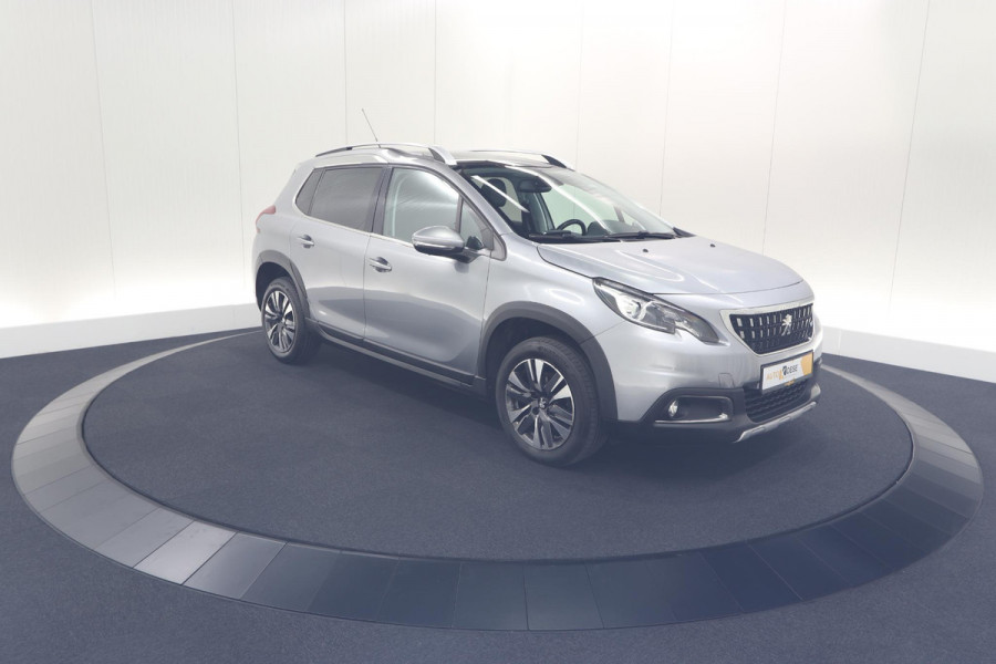 Peugeot 2008 PureTech 110 Allure | Panoramadak | Apple Carplay | Navigatie | Parkeersensoren