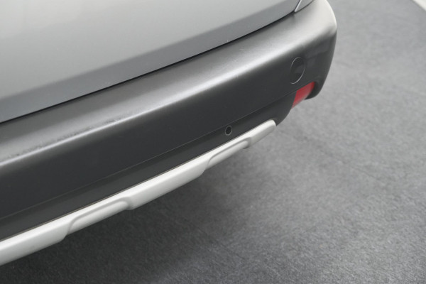 Peugeot 2008 PureTech 110 Allure | Panoramadak | Apple Carplay | Navigatie | Parkeersensoren