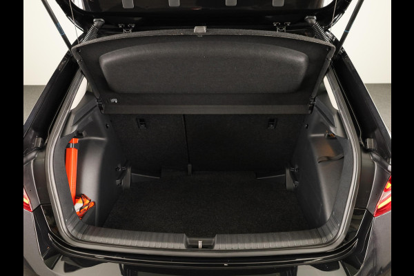 Škoda Fabia 1.0 TSI Business Edition 95pk | Verlengde garantie | Climatronic | Navigatie via App | Verwarmbare voorstoelen | Parkeersensoren voor en achter