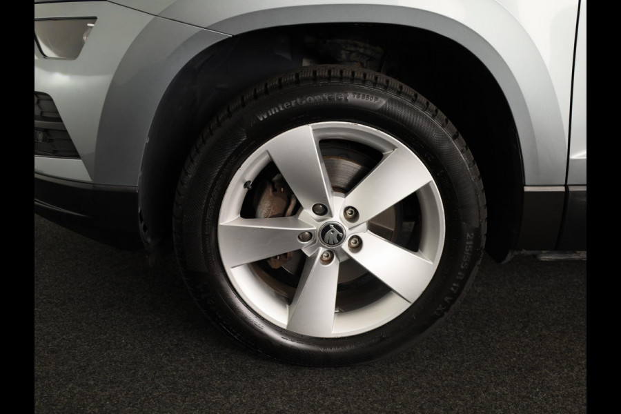 Škoda Karoq 1.0 TSI Business Edition 115 PK | Navigatie | Parkeercamera | Keyless entry |