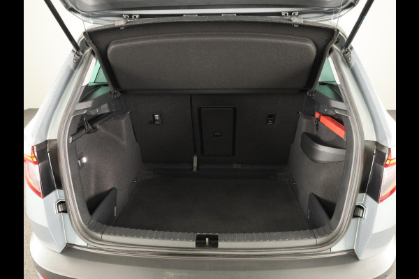 Škoda Karoq 1.0 TSI Business Edition 115 PK | Navigatie | Parkeercamera | Keyless entry |