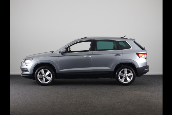 Škoda Karoq 1.0 TSI Business Edition 115 PK | Navigatie | Parkeercamera | Keyless entry |