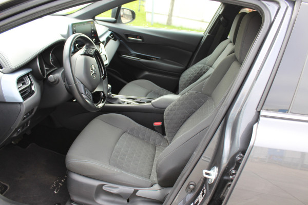 Toyota C-HR 1.8 Hybrid Business Plus RIJKLAAR PRIJS