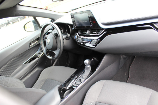 Toyota C-HR 1.8 Hybrid Business Plus RIJKLAAR PRIJS