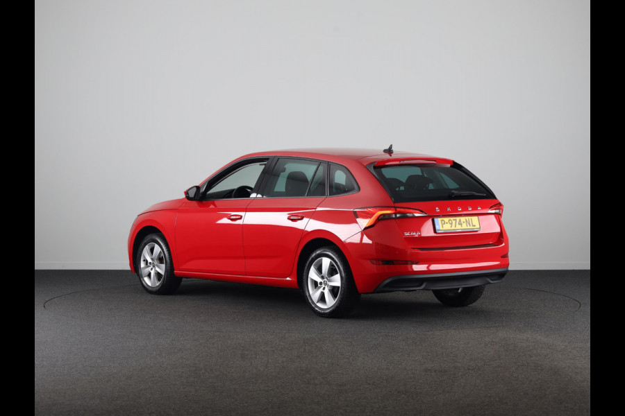 Škoda SCALA 1.0 TSI Ambition 110 PK | Navigatie via app | Parkeersensoren | LM Velgen |