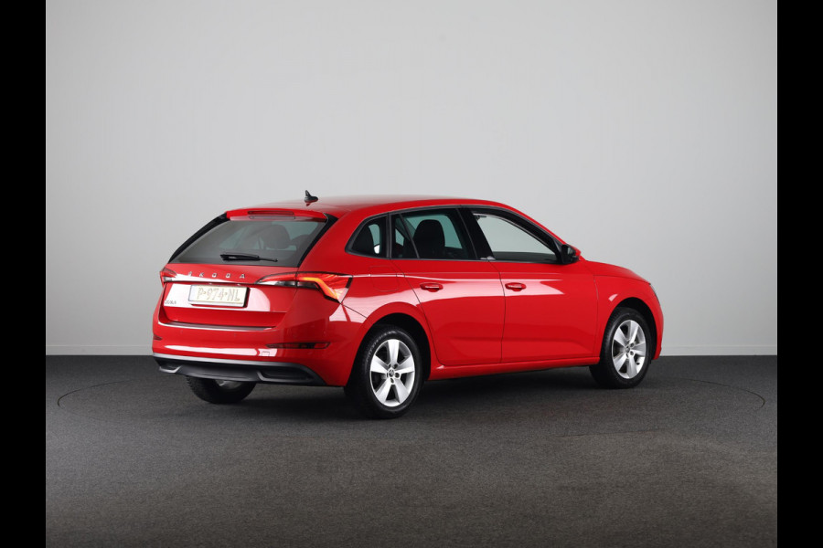 Škoda SCALA 1.0 TSI Ambition 110 PK | Navigatie via app | Parkeersensoren | LM Velgen |