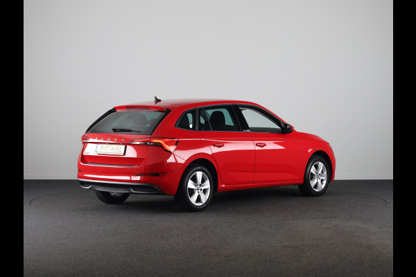 Škoda SCALA 1.0 TSI Ambition 110 PK | Navigatie via app | Parkeersensoren | LM Velgen |