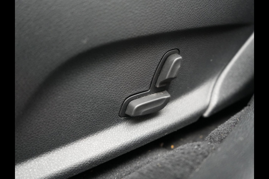 Mercedes-Benz E-Klasse Estate 300 e Avantgarde PHEV 320pk Dealer O.H | Widescreen | Sfeerverlichting | Lederen Sportstoelen Verwarmd | Apple Carplay | Camera | Cruise Control |  Navigatie | DAB |  Plug In Hybrid