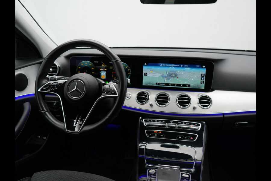 Mercedes-Benz E-Klasse Estate 300 e Avantgarde PHEV 320pk Dealer O.H | Widescreen | Sfeerverlichting | Lederen Sportstoelen Verwarmd | Apple Carplay | Camera | Cruise Control |  Navigatie | DAB |  Plug In Hybrid