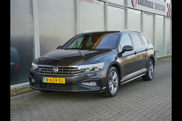 Volkswagen Passat Variant 1.5 TSI R-Line Business + | Achteruitrijcamera | Apple Carplay/Android Auto