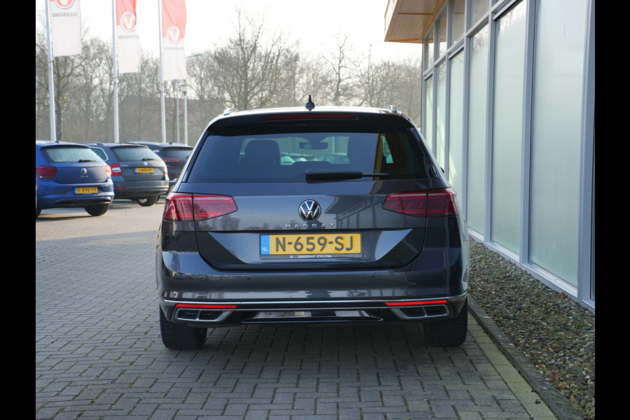 Volkswagen Passat Variant 1.5 TSI R-Line Business + | Achteruitrijcamera | Apple Carplay/Android Auto