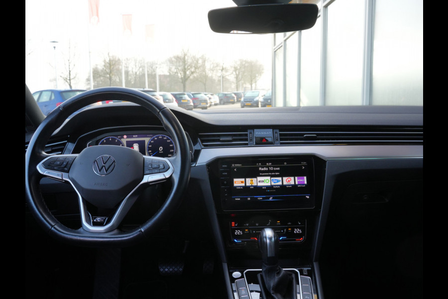 Volkswagen Passat Variant 1.5 TSI R-Line Business + | Achteruitrijcamera | Apple Carplay/Android Auto